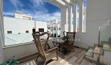 Odsprzedaż - Villa - Los Balcones - Costa Blanca