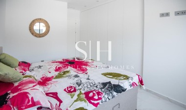 Återförsäljning - Villa - Pinar de Campoverde - LOS ROMEROS