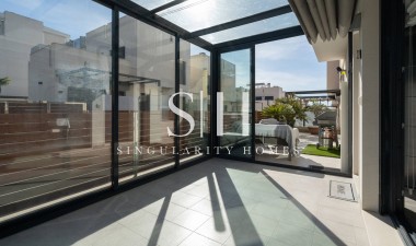 Återförsäljning - Villa - Torrevieja - Aguas Nuevas 2