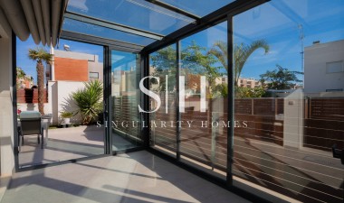 Återförsäljning - Villa - Torrevieja - Aguas Nuevas 2