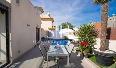 Återförsäljning - Villa - Torrevieja - Aguas Nuevas 2