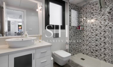 Återförsäljning - Villa - Torrevieja - Aguas Nuevas 2