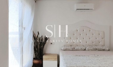 Odsprzedaż - Dom - San Miguel de Salinas - Mirador De San Miguel