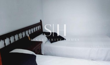 Återförsäljning - Villa - Orihuela Costa - Punta Prima