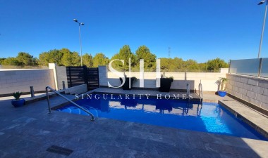 Wiederverkauf - Villa - Orihuela Costa - PAU 26