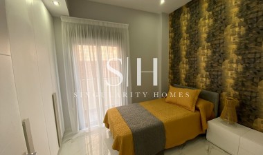 Wiederverkauf - Villa - Orihuela Costa - PAU 26