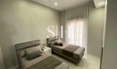 Wiederverkauf - Villa - Orihuela Costa - PAU 26