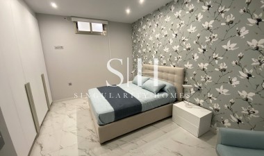 Wiederverkauf - Villa - Orihuela Costa - PAU 26