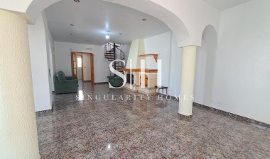Перепродажа - Villa - Villamartin - Costa Blanca