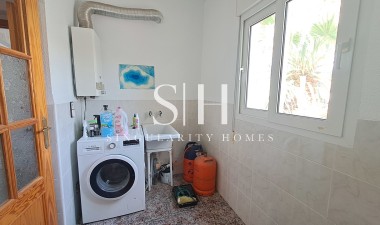 Перепродажа - Villa - Villamartin - Costa Blanca