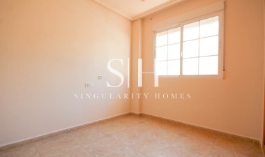 Herverkoop - Villa - La Zenia - Costa Blanca