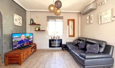 Odsprzedaż - Villa - La Zenia - Costa Blanca