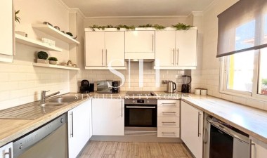 Odsprzedaż - Villa - La Zenia - Costa Blanca