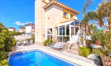 Odsprzedaż - Villa - La Zenia - Costa Blanca