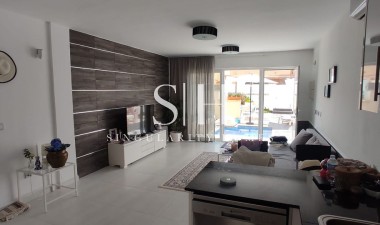 Herverkoop - Villa - Orihuela Costa - Costa Blanca