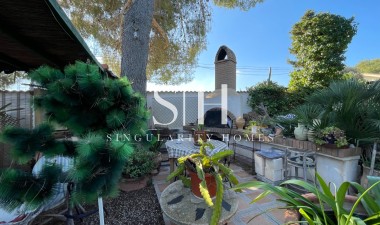 Återförsäljning - Villa - Orihuela Costa - Costa Blanca