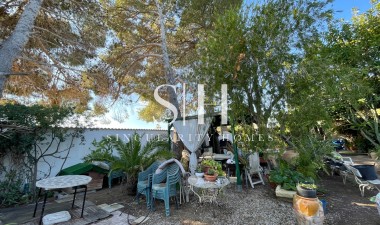 Återförsäljning - Villa - Orihuela Costa - Costa Blanca