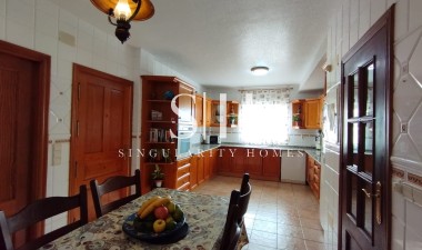 Återförsäljning - Villa - Torrevieja - Costa Blanca