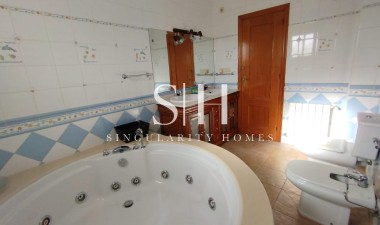 Återförsäljning - Villa - Torrevieja - Costa Blanca