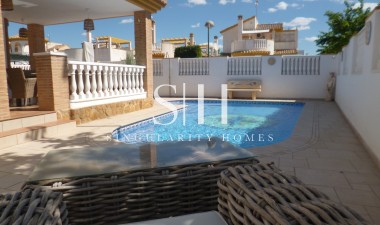 Herverkoop - Villa - Pilar de la Horadada - Costa Blanca