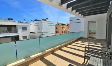 Resale - Villa - Orihuela Costa - PAU 26