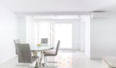 Odsprzedaż - Dom - Torrevieja - Punta prima