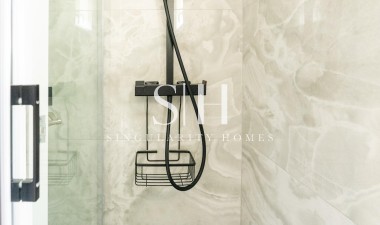 Odsprzedaż - Dom - Torrevieja - Punta prima