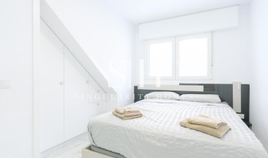 Odsprzedaż - Dom - Torrevieja - Punta prima