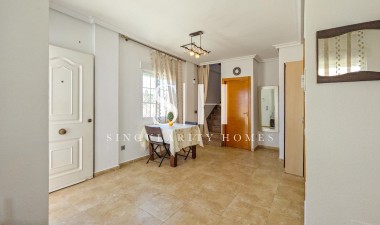 Herverkoop - Villa - Torrevieja - La Mata