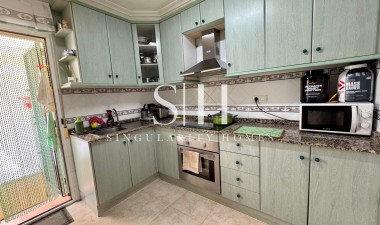 Resale - House - Torrevieja - Torretas