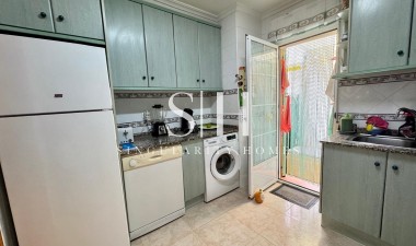 Resale - House - Torrevieja - Torretas