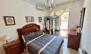 Resale - House - Torrevieja - Torretas