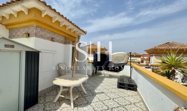 Resale - House - Torrevieja - Torretas