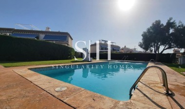 Återförsäljning - Bungalow - Torrevieja - Los Frutales