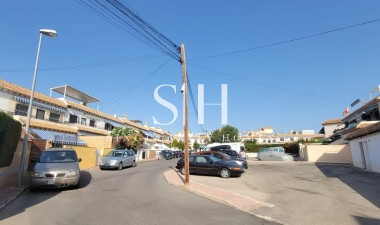 Återförsäljning - Bungalow - Torrevieja - Los Frutales