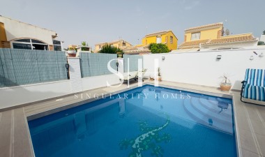Resale - House - Orihuela Costa - La Florida