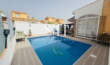 Resale - House - Orihuela Costa - La Florida