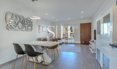 Herverkoop - Bungalow - Torrevieja - aguas nuevas