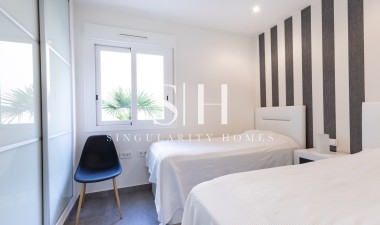 Herverkoop - Bungalow - Torrevieja - aguas nuevas