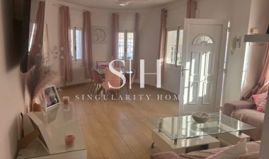 Resale - Villa - Playa Flamenca - Costa Blanca