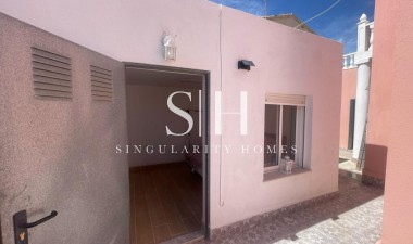 Resale - Villa - Playa Flamenca - Costa Blanca