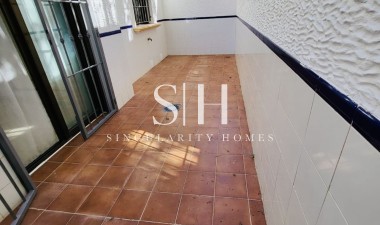 Перепродажа - Casa - San Miguel de Salinas - Inland