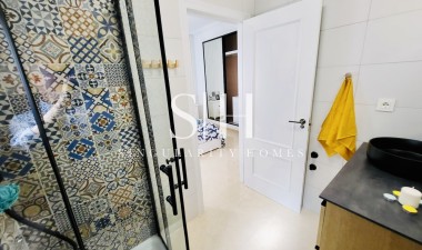 Перепродажа - Casa - San Miguel de Salinas - Inland