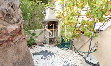 Перепродажа - Villa - Orihuela Costa - Costa Blanca