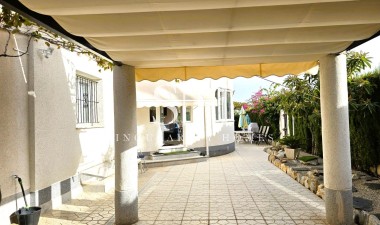 Resale - Villa - Orihuela Costa - Playa Flamenca