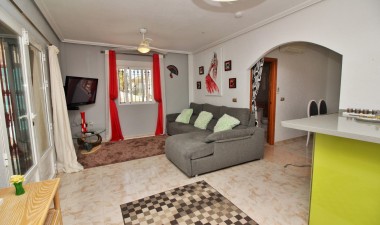 Resale - Villa - Orihuela Costa - Villamartín