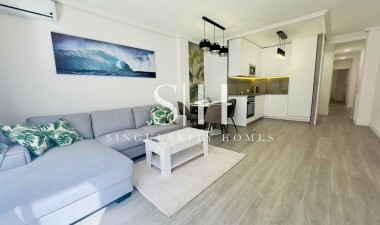 Resale - Apartment / flat - Torrevieja - Centro
