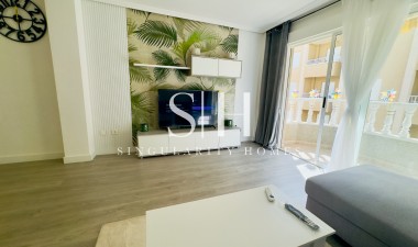 Resale - Apartment / flat - Torrevieja - Centro