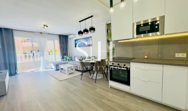 Resale - Apartment / flat - Torrevieja - Centro