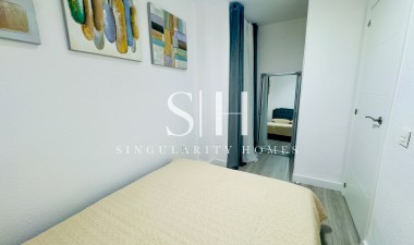 Resale - Apartment / flat - Torrevieja - Centro